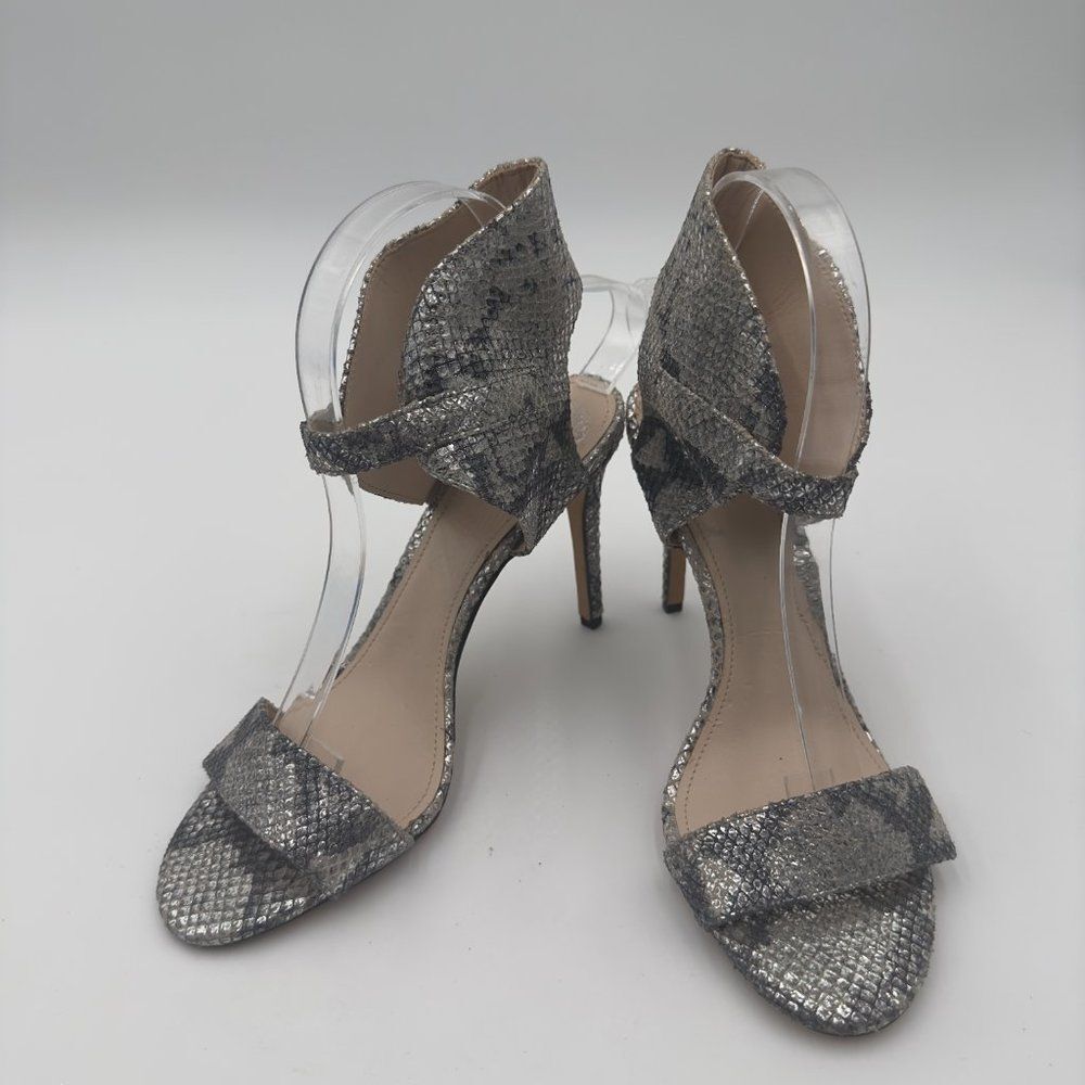 New Vince Camuto Tarma Snakeskin Leather Ankle Strap Shimmering Silver Heel Sz 8